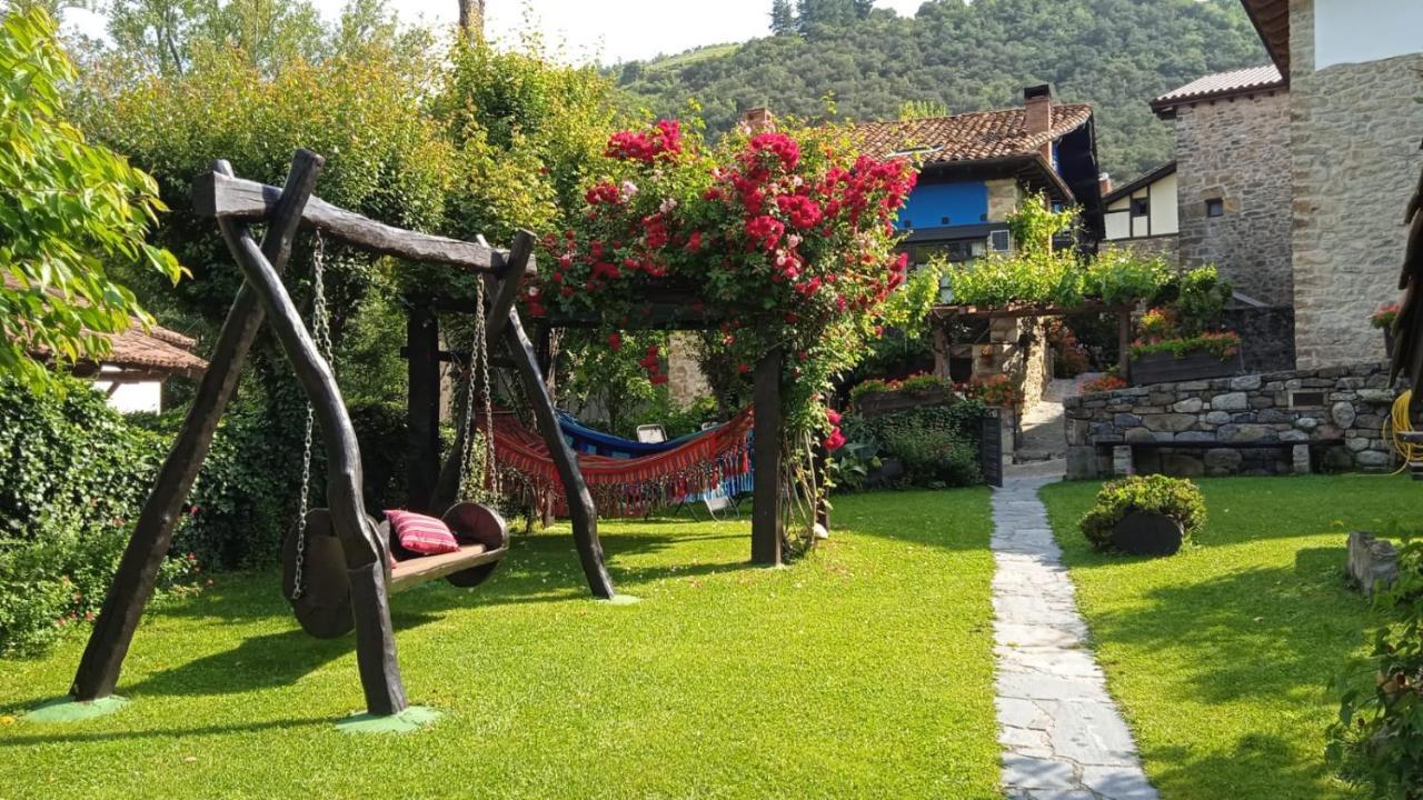 Apartamentos Samelar Camaleño Екстериор снимка